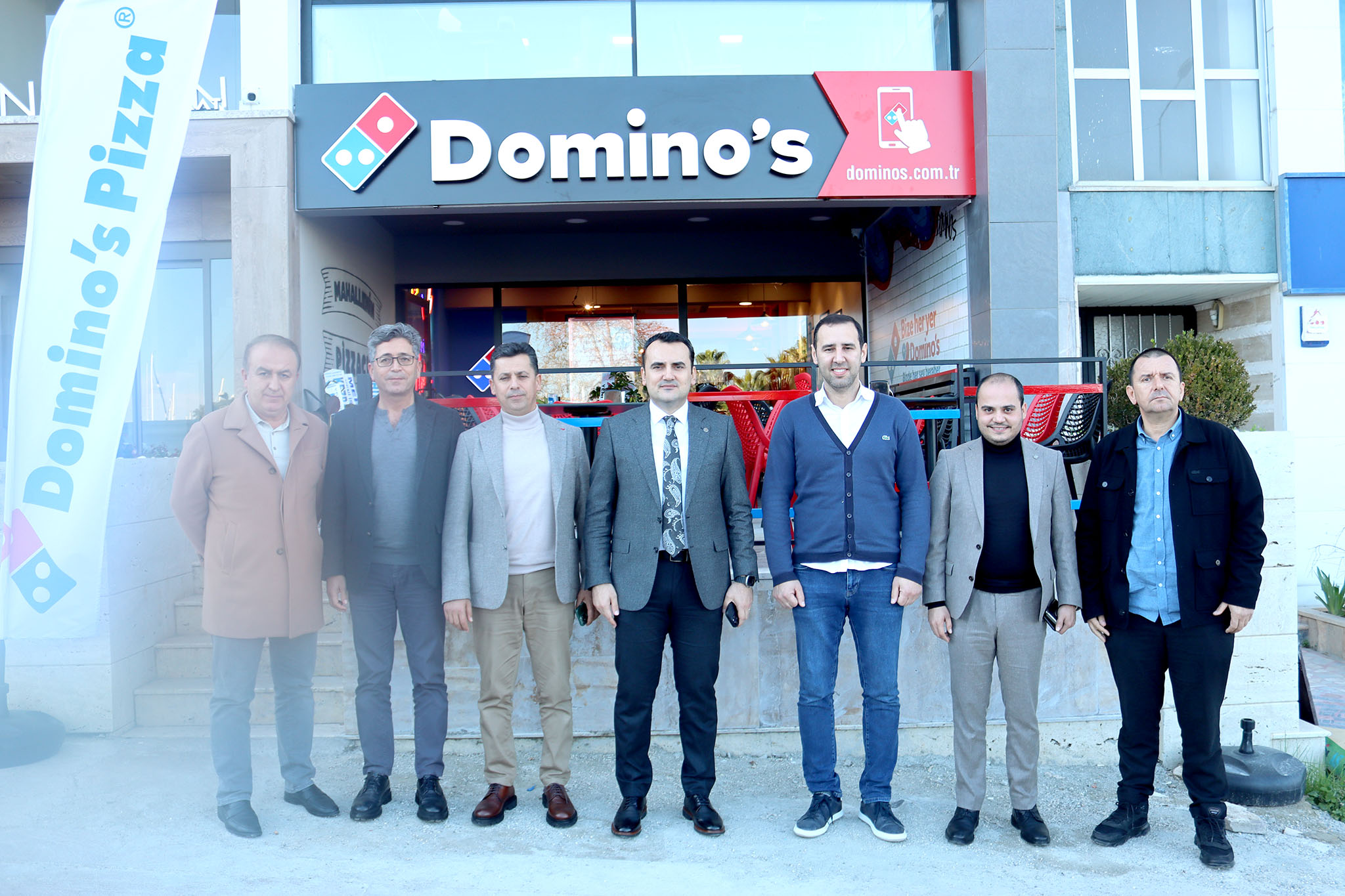 Kaymakamımız, yeni Domino's Pizza şubesini ziyaret etti