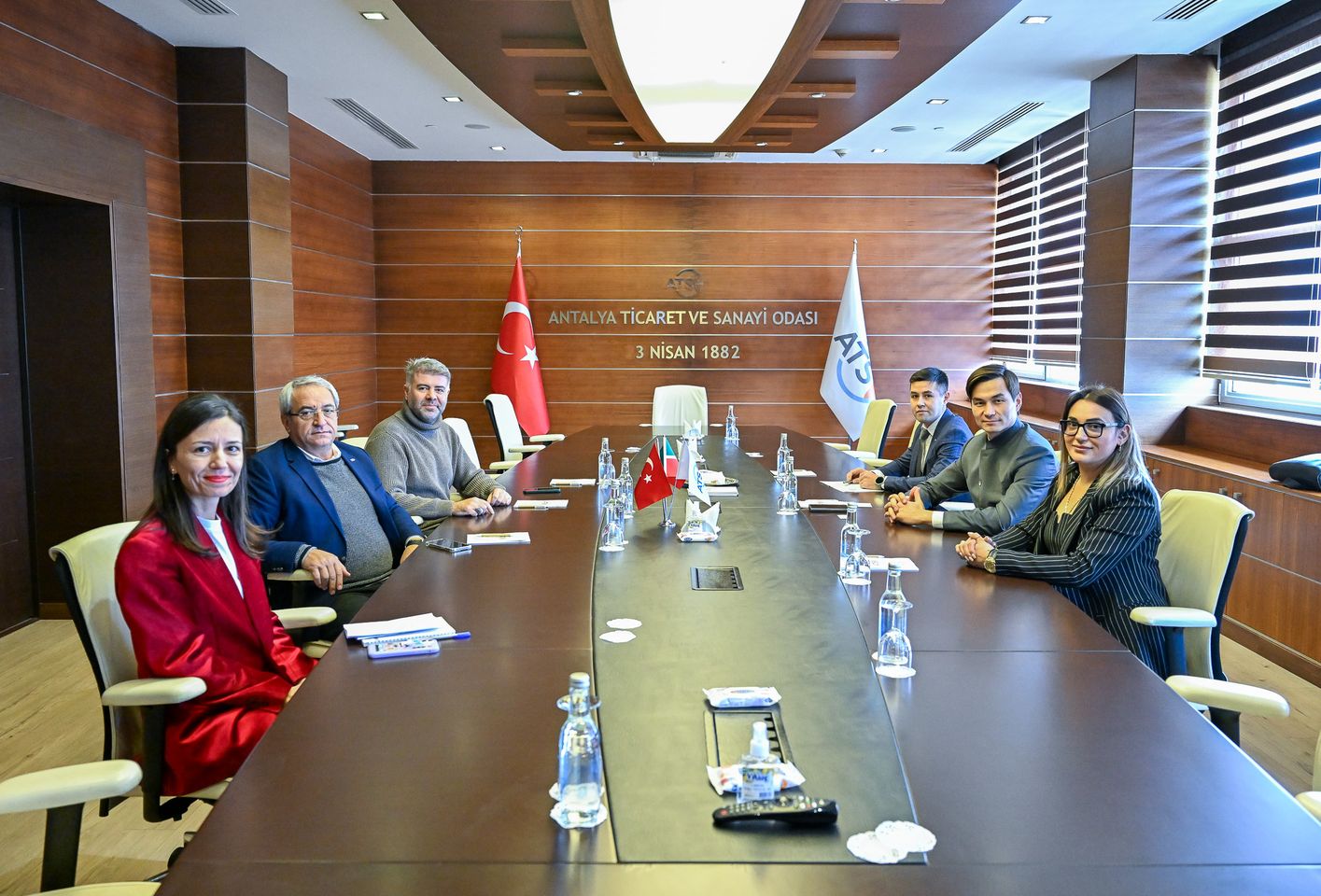Antalya ve Tataristan Ticari İlişkilerini Güçlendirmek İçin Görüşmeler Yaptı
