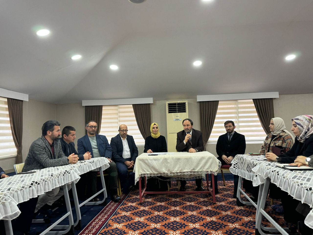 Antalya İl Müftü Yardımcısı, Alanya'da koordinatörlerle bir araya gelerek dini eğitim ve rehberlik faaliyetlerini değerlendirdi.