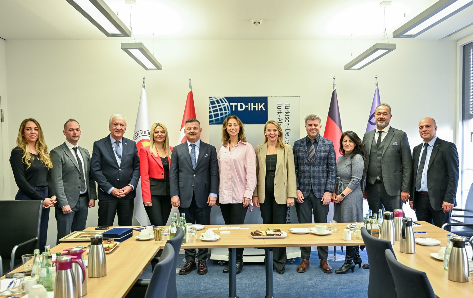 ATSO ve TD-IHK, Türkiye ve Almanya arasındaki ticari iş birliğini geliştirmek için bir araya geldi.