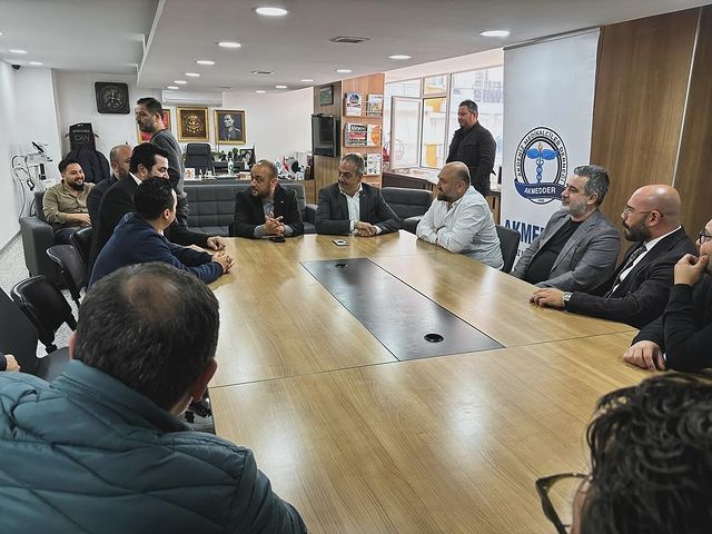 AK Parti Muratpaşa İlçe Başkan Vekili ve Belediye Başkan Adayı, Akdeniz Medikalciler Derneği'ni ziyaret etti.