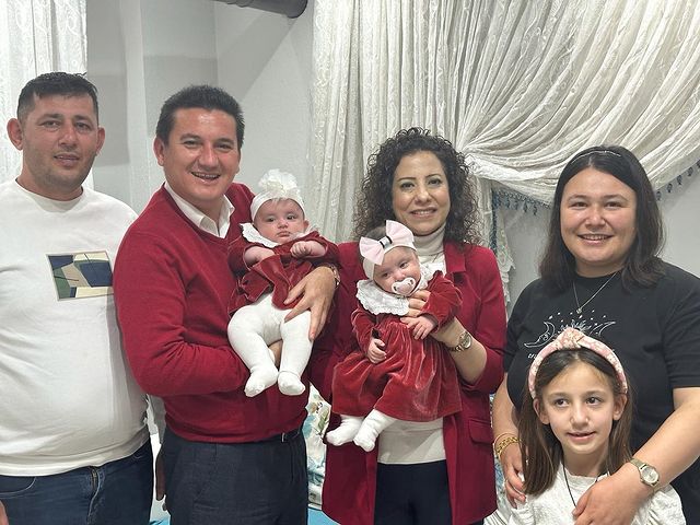 Kumluca Belediye Başkanı Yeni Doğan İkizleri Ziyaret Etti