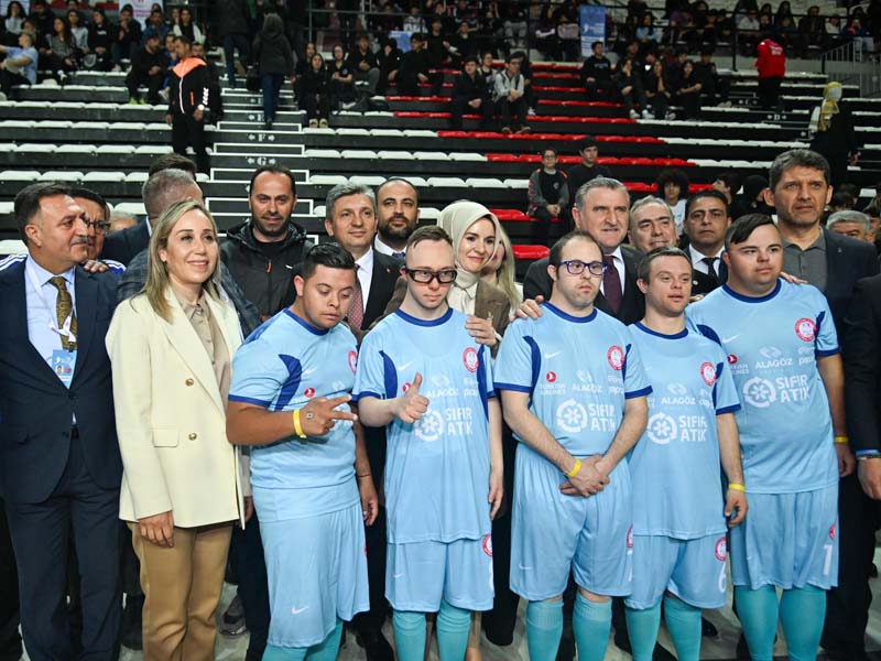 Antalya'da düzenlenen 2. Down Sendromlular Dünya Spor Oyunları başladı!