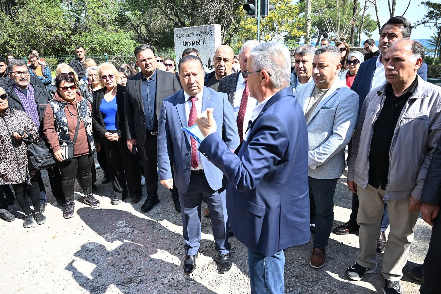 Kemer Belediye Başkanı, Çalış Tepe'deki doğal yaşamın korunması için kararlılıkla hareket edeceklerini açıkladı.
