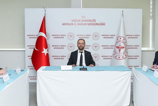 Antalya'da Acil Sağlık Hizmetleri Koordinasyon Komisyonu Toplantısı gerçekleştirildi