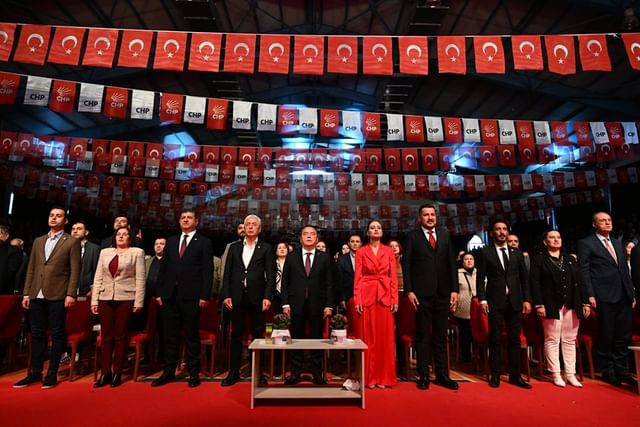 CHP Antalya İl Başkanlığından Toplantı ve İftar Yemeği
