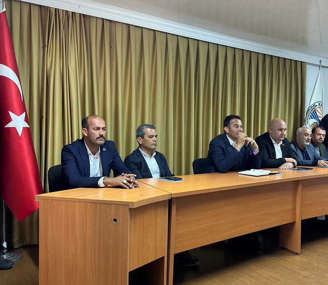 MHP Kaş Belediye Başkanı Mutlu Ulutaş ve Yerel Teşkilat Yöneticileri Toplantıda Buluştu