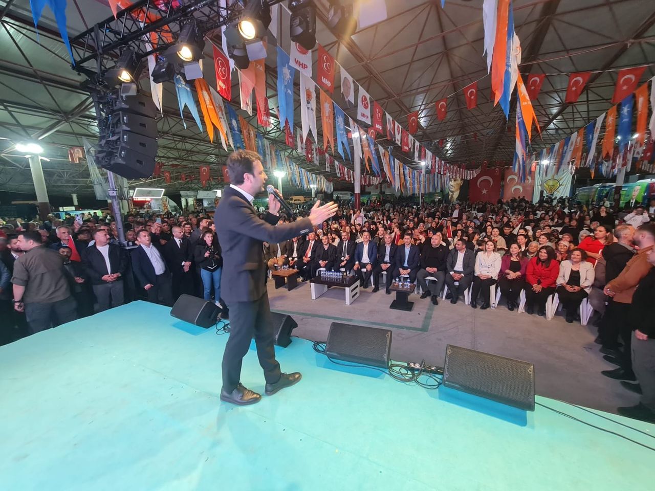 Ak Parti Milletvekili Mustafa Köse, Aksu'da Vatandaşlarla Buluştu