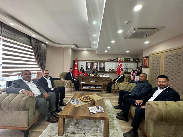 Antalya'nın Aksu İlçe Milliyetçi Hareket Partisi'nden MHP İl Başkanı Onur Temel'e Samimi Ziyaret