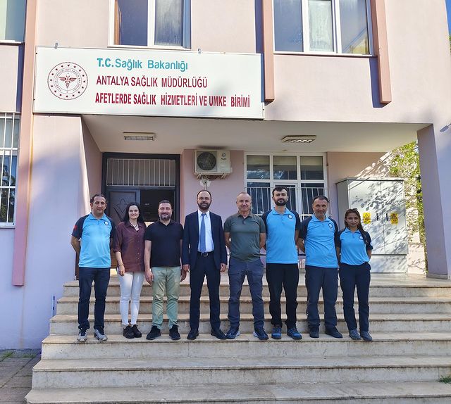 Antalya İl Sağlık Müdürü Dr. Evren Ekingen, UMKE Birimi'ni ziyaret etti.