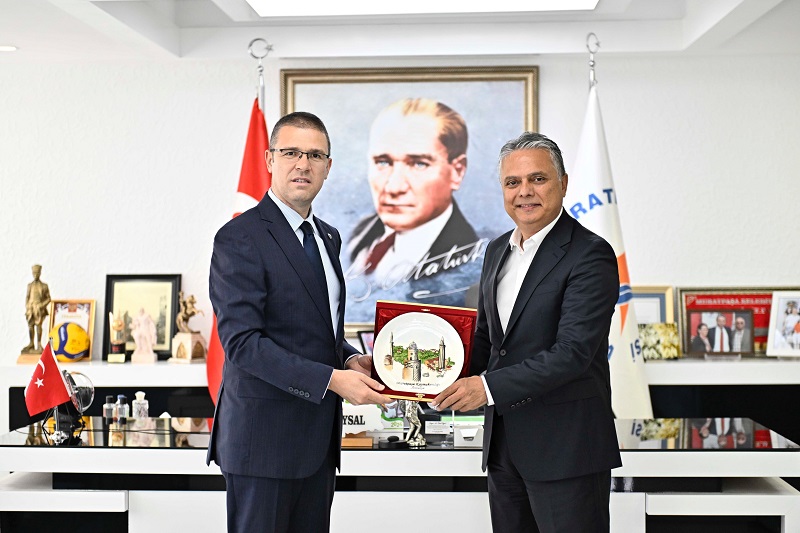 Muratpaşa Belediye Başkanı Ümit UYSAL'a Kaymakam Dr. Orhan BURHAN'dan Hayırlı Olsun Ziyareti